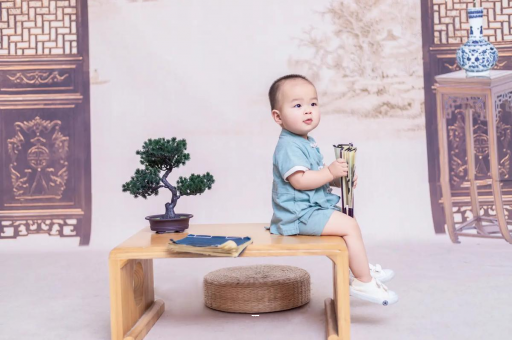 文昌蜡笔小新美伢怀孕